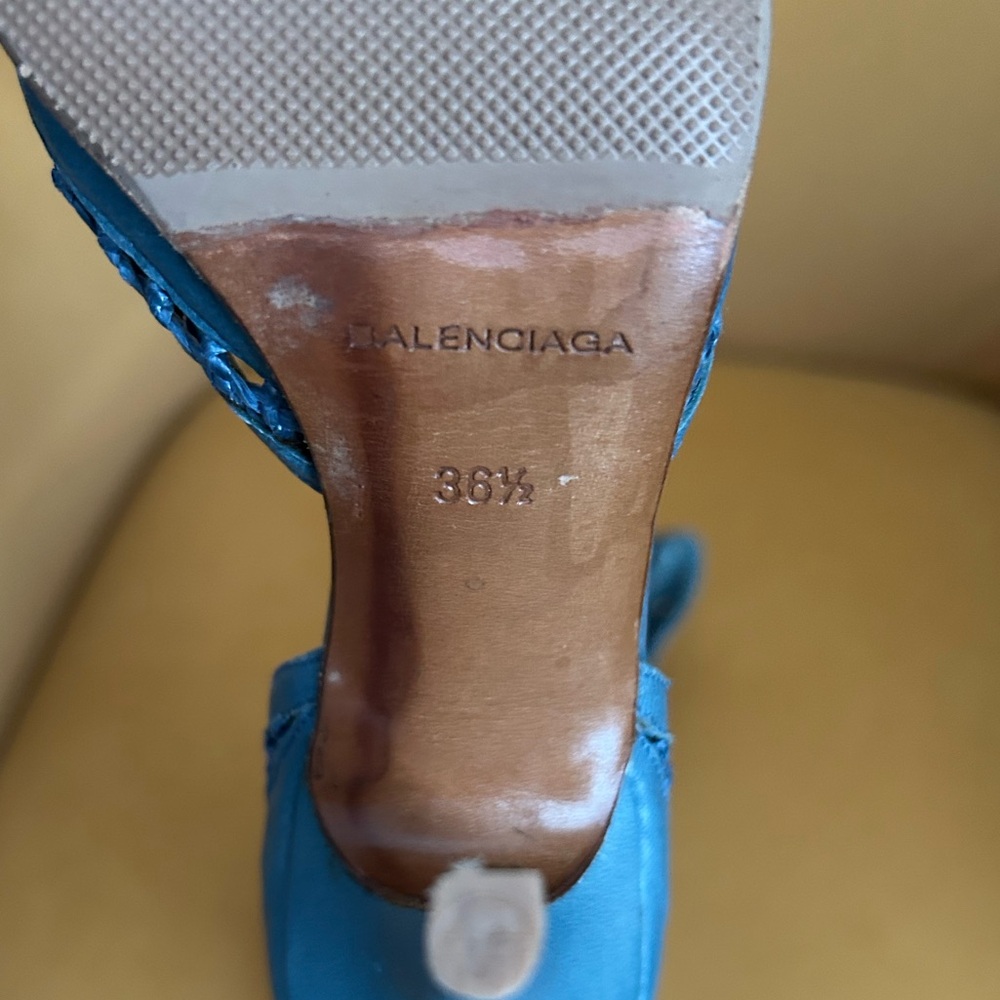 BALENCIAGA -Woven Leather Heels - 6.5 - Picture 8 of 8